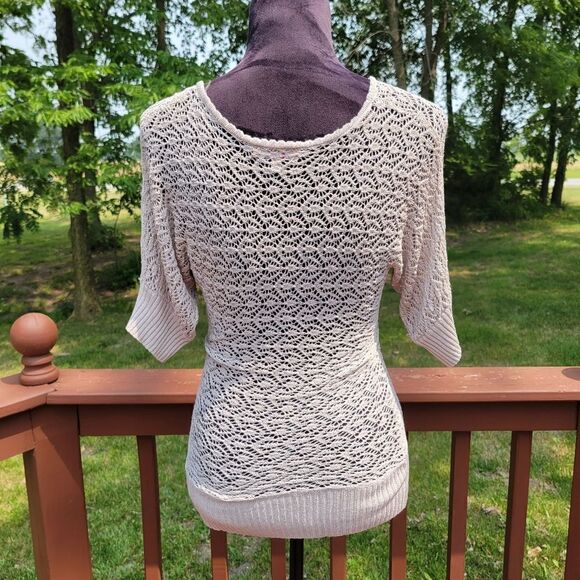 Candies Ladies Top Crochet Knit 1/2 sleeve V-Neck Pullover Cream Large - Picture 3 of 13